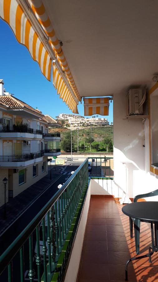 Calle Juzcar Uk Tv La Cala De Mijas Extérieur photo
